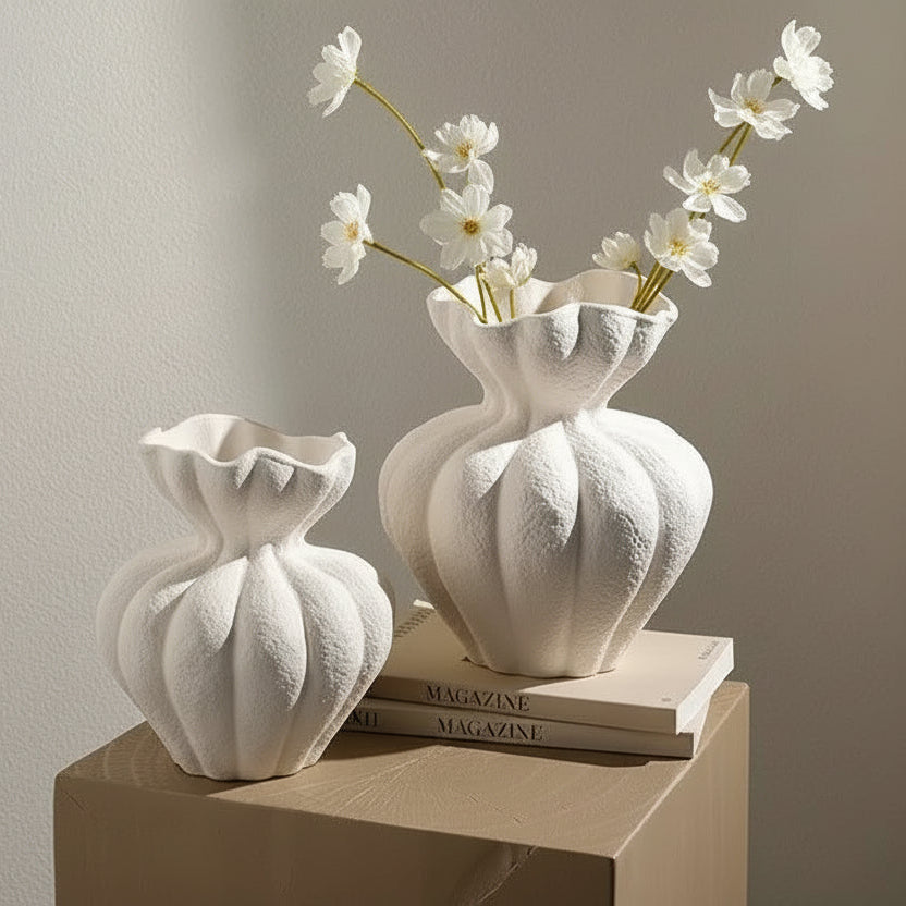 Serene Pleat Vaas – Ivoorwit
