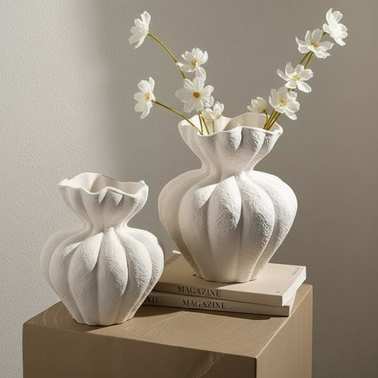 Serene Pleat Vaas – Ivoorwit